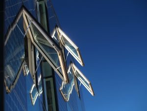 Ottawa windows for businesses need to offer a variety of advantages - which is exactly what awning windows do!